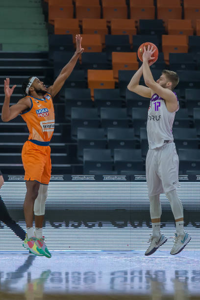 的平衡性 的平衡性