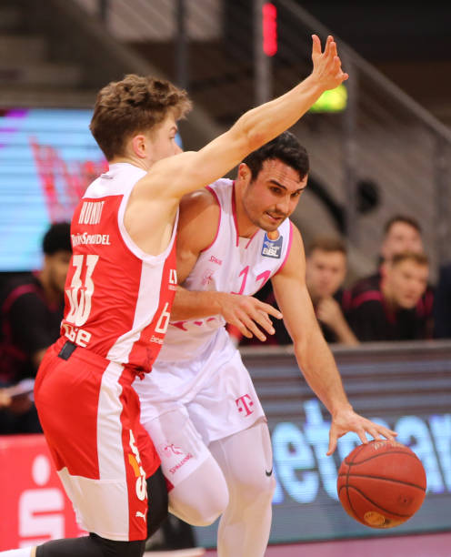 这不是刘宇 这不是刘宇