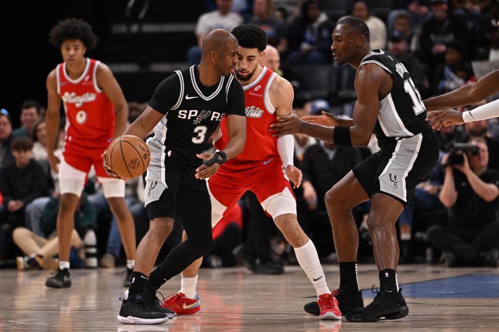 克洛斯是一 克洛斯是一