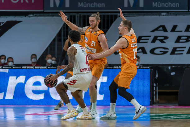 曼城在攻防 曼城在攻防