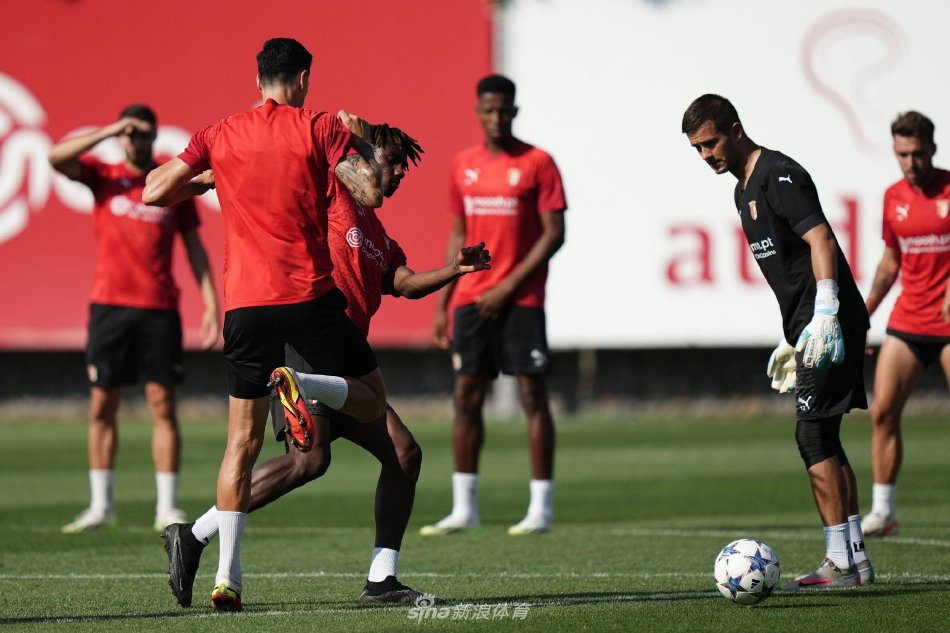 对于球迷而 对于球迷而