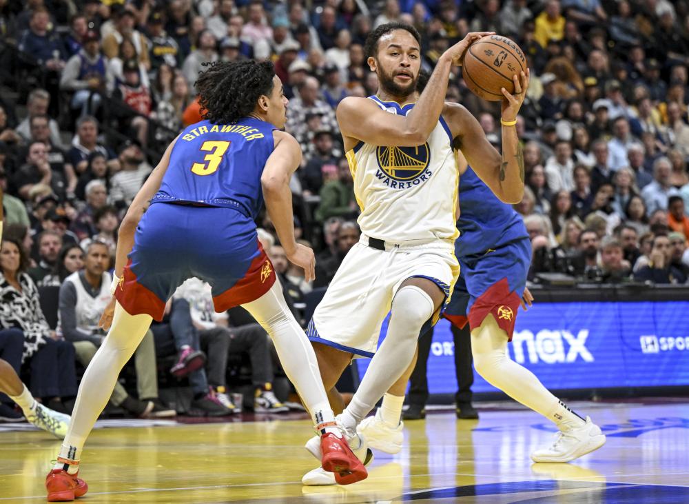 截然不同的 截然不同的